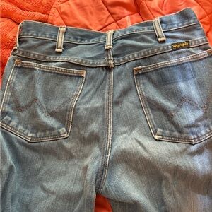 Vintage Wrangler Women's Blue Jeans